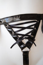 Load image into Gallery viewer, Lacing close up