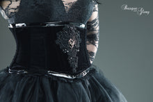 Load image into Gallery viewer, Vespertilio Corset
