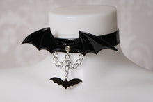 Load image into Gallery viewer, Black bat choker with chains
